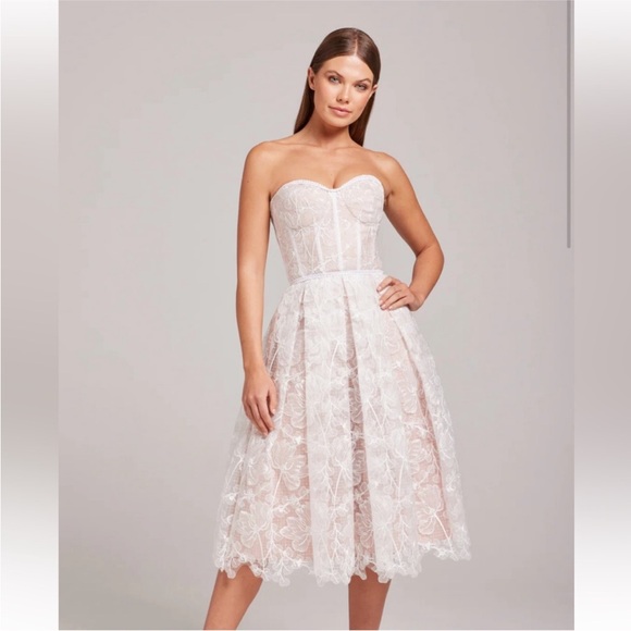 NADINE MERABI Dresses & Skirts - NADINE MERABI Olivia Strapless White Lace Dress